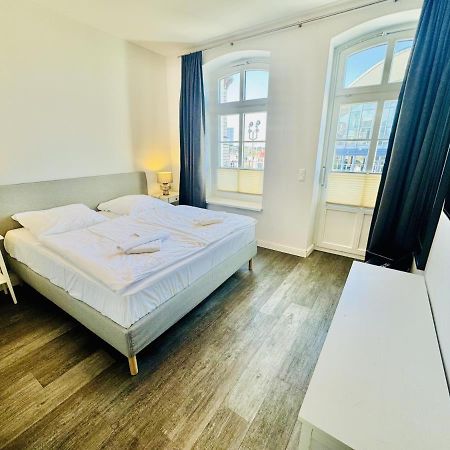 Vormann Jantzen, Direkt Am Leuchtturm Appartement Rostock Buitenkant foto
