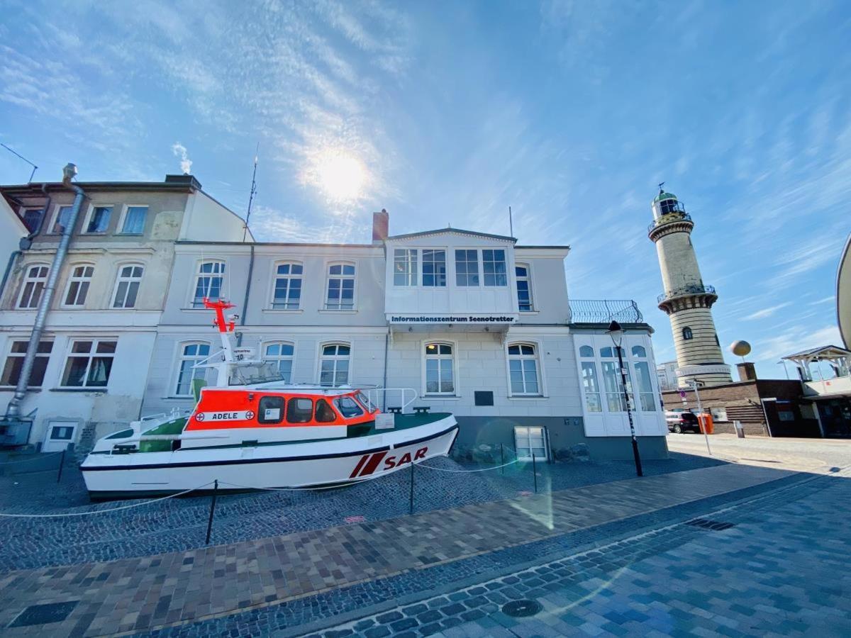Vormann Jantzen, Direkt Am Leuchtturm Appartement Rostock Buitenkant foto