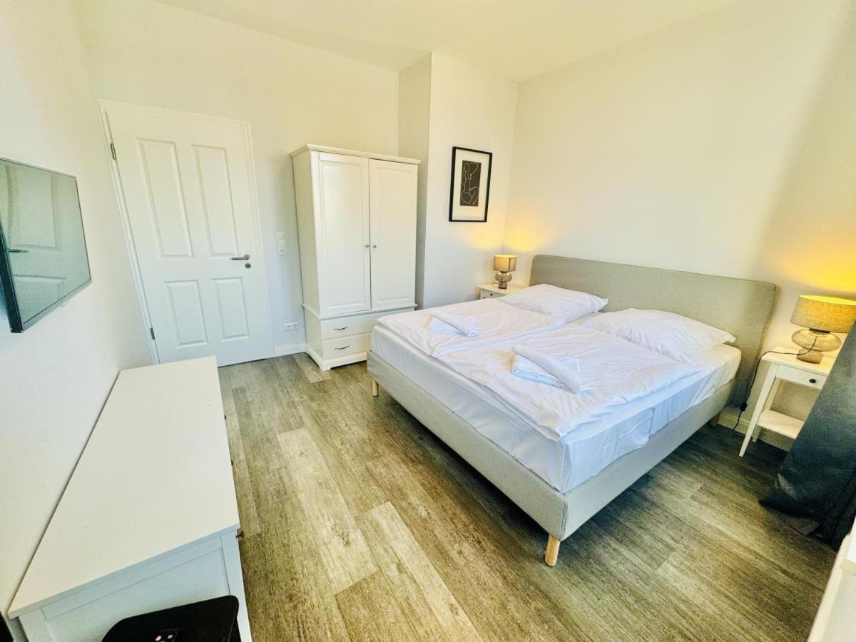 Vormann Jantzen, Direkt Am Leuchtturm Appartement Rostock Buitenkant foto